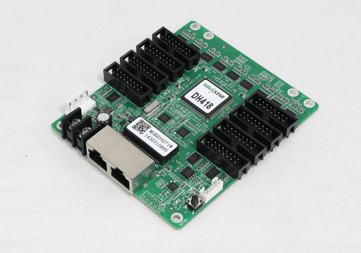 Controladora Novastar DH418