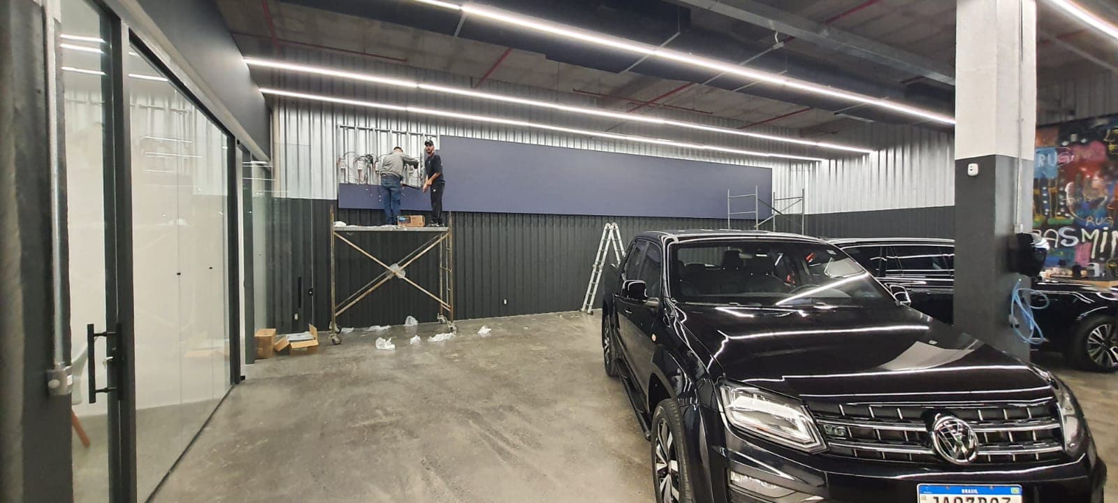 Painel LED indoor instalado