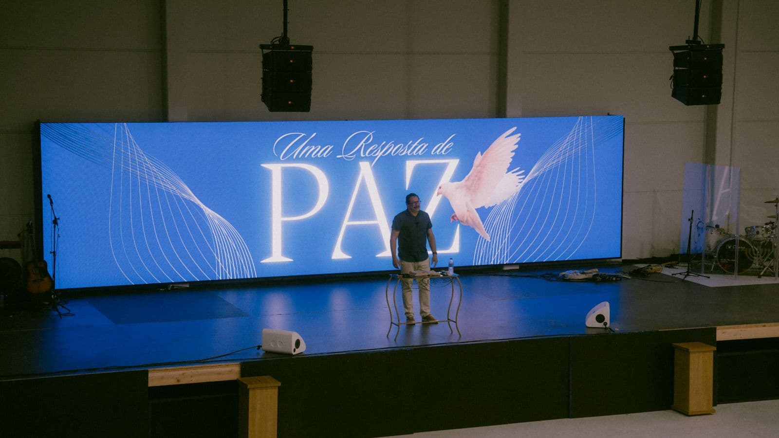 Painel LED indoor para igreja