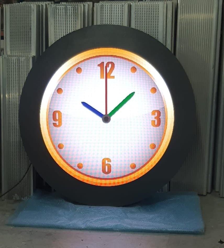 Painel LED outdoor relógio